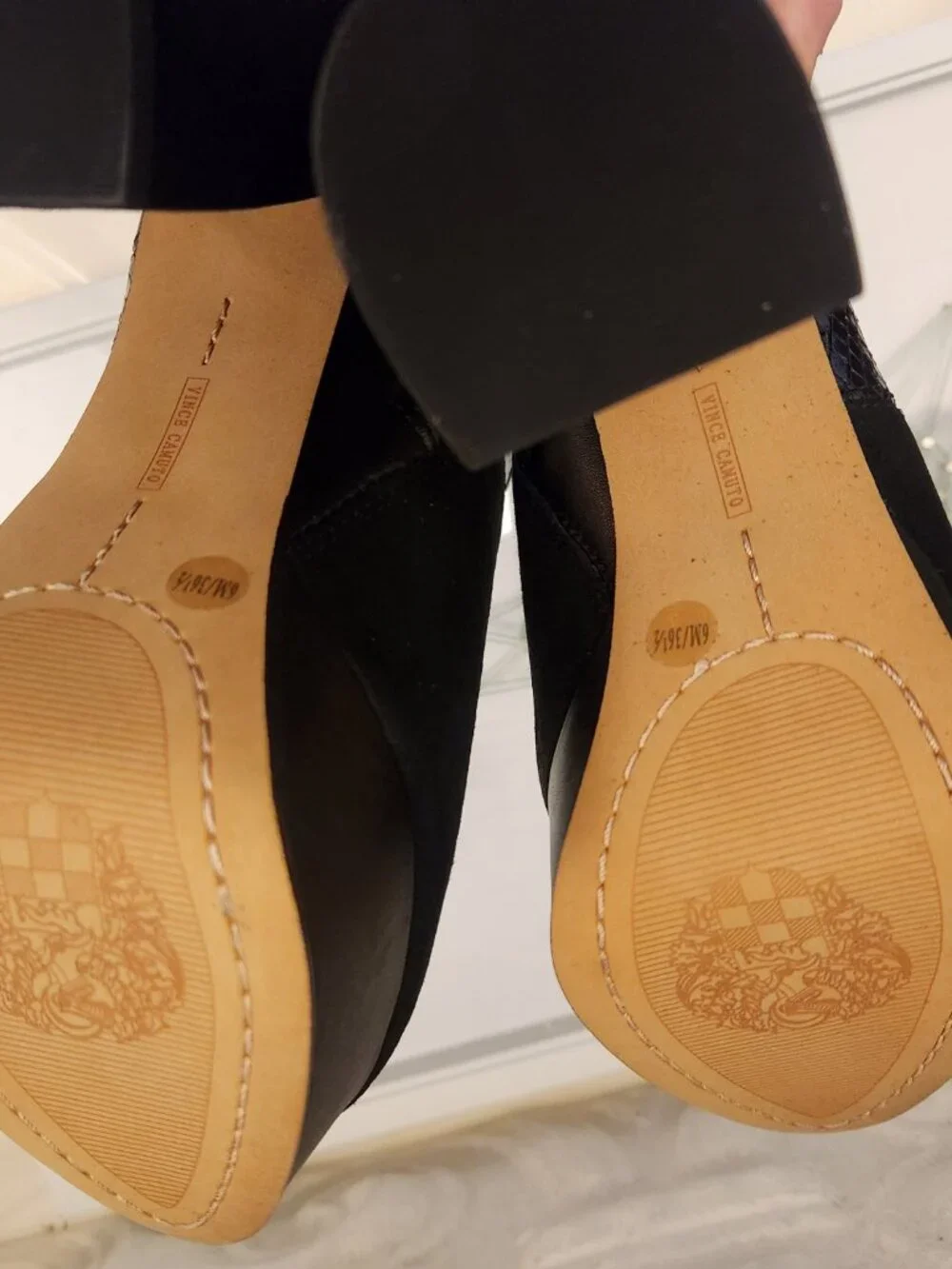 Vince Camuto vince camuto